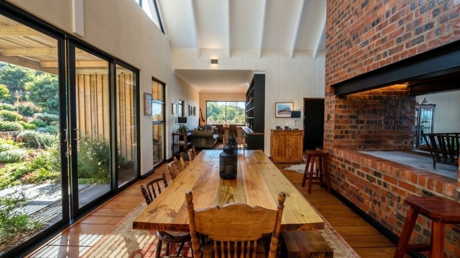 4 Bedroom Property for Sale in Hansmoeskraal A H Western Cape